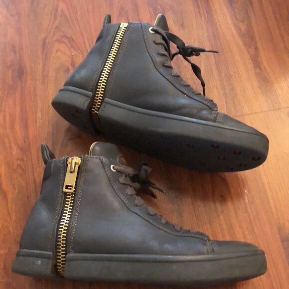 Diesel Nentish gray leather high top zip around sneaker. Size 8. - Picture 4 of 9